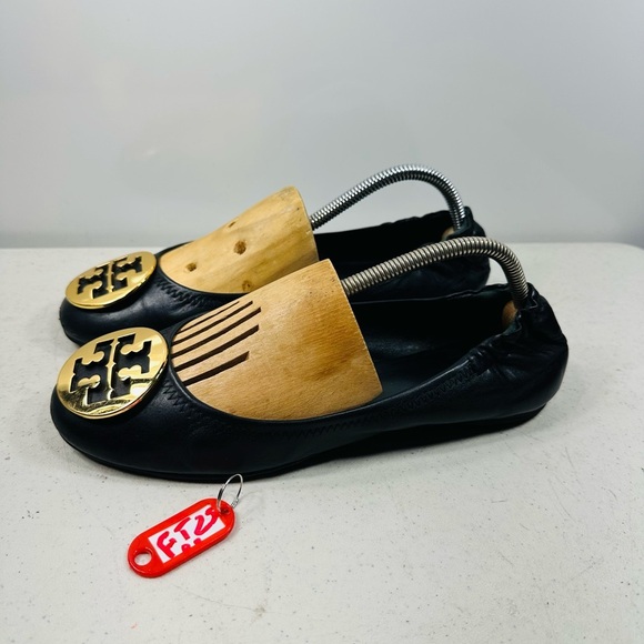 Tory Burch Shoes - TORY BURCH BLACK LEATHER GOLD REVA BALLET FLATS SZ 9